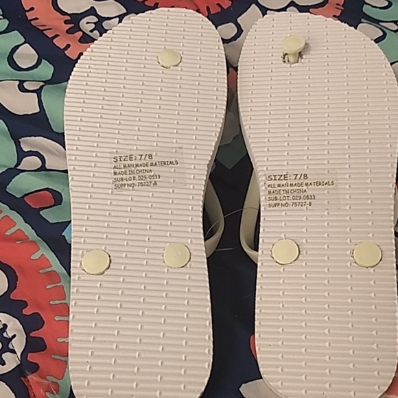 Flip-flops - Picture 4 of 4